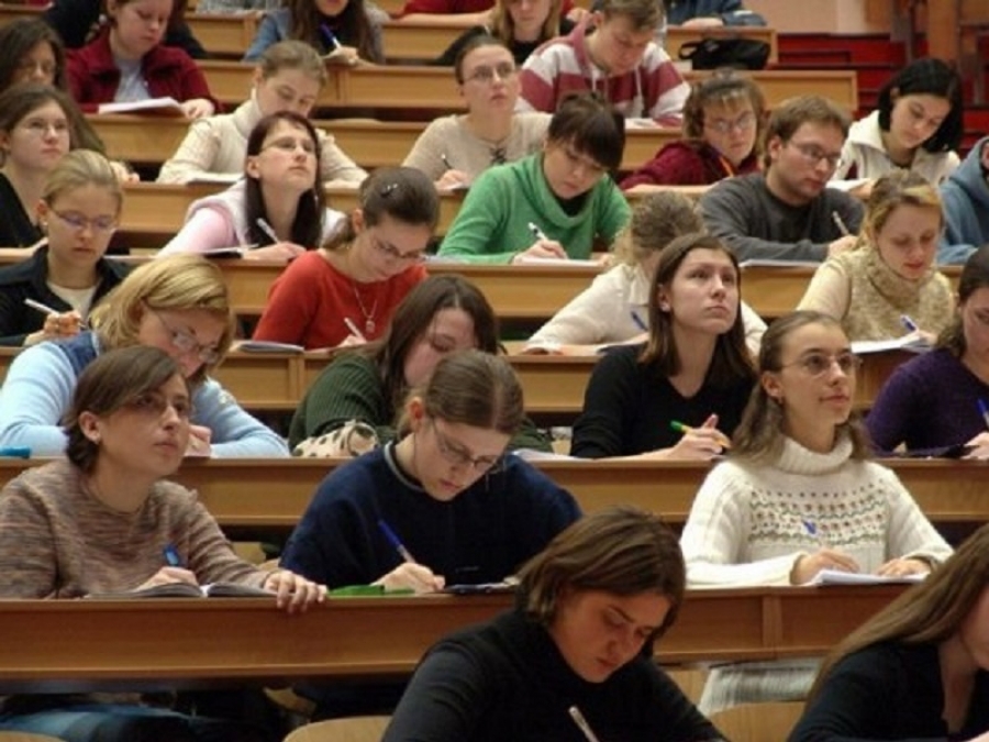 MRP OFERĂ SPRIJIN PENTRU ADMITEREA &Icirc;N ȘCOLILE ȘI UNIVERSITĂȚILE ROM&Acirc;NEȘTI