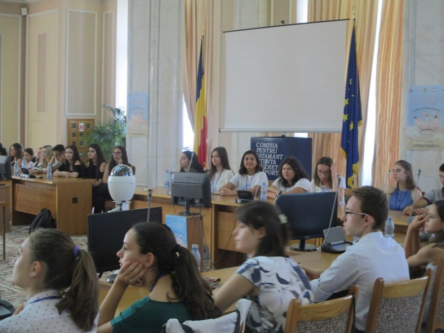PREMIATE LA OLIMPIADA INTERNAŢIONALĂ A ELENISMULUI