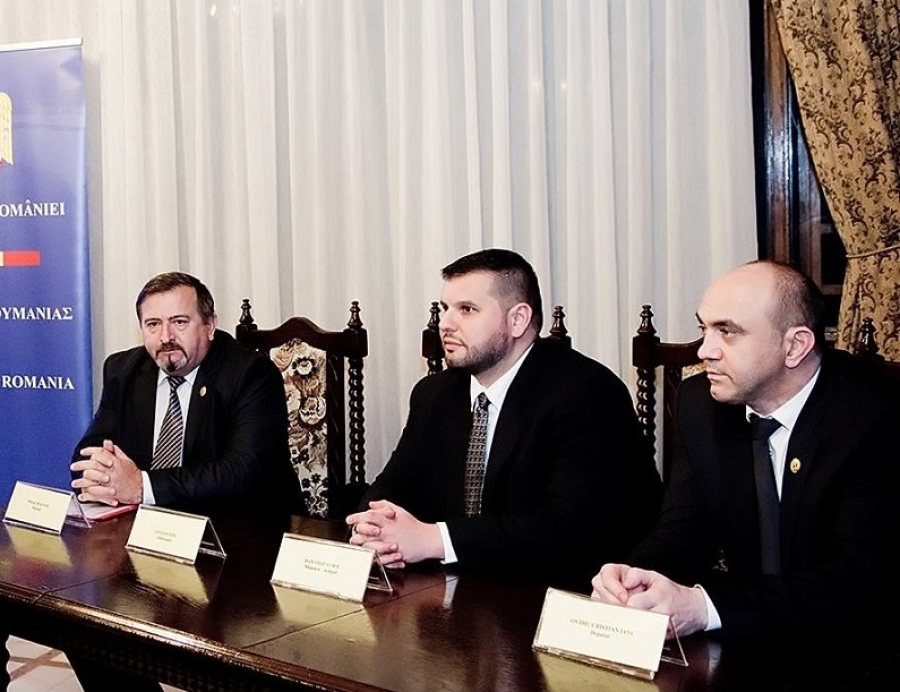 DAN STOENESCU: &bdquo;AVEM OBLIGAȚIA SUPREMĂ DE A-I SPRIJINI PE ROM&Acirc;NI!&rdquo;