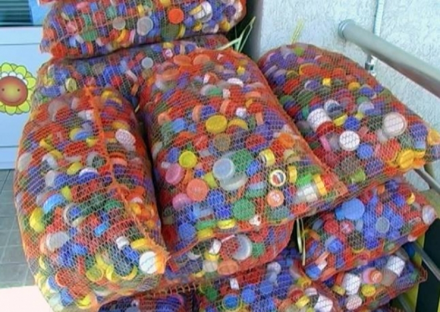 Un dop, pentru a z&acirc;mbi mai mult