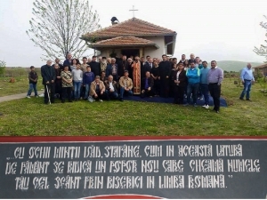 BISERICA ROM&Acirc;NEASCĂ DE PE VALEA MORAVEI, &Icirc;N ZI DE MARE SĂRBĂTOARE