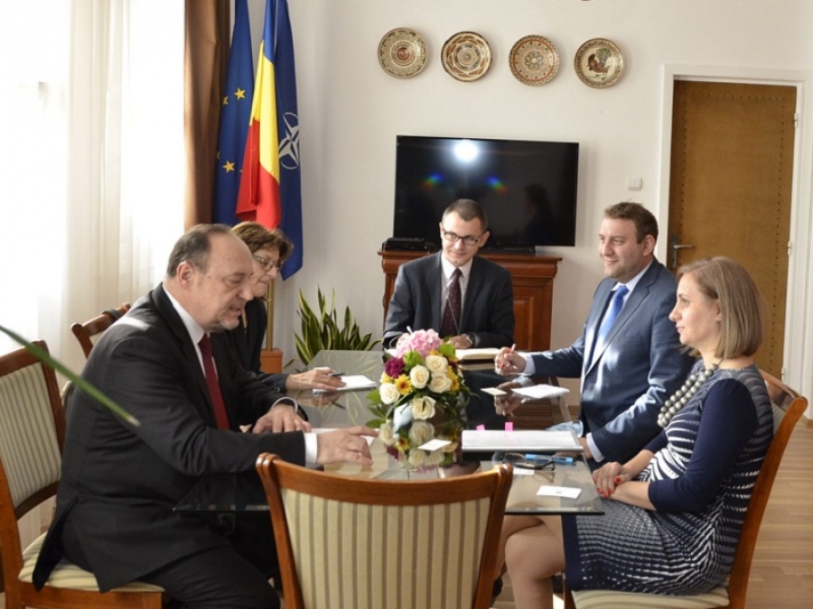 MINISTRUL MARIA LIGOR S-A &Icirc;NT&Acirc;LNIT CU AMBASADORUL CROAȚIEI