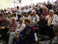VORBESC ROM&Acirc;NEŞTE, SUNT ROM&Acirc;N / VORBESC RUM&Acirc;NIEŞCE, SUNT ROM&Acirc;N