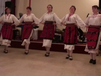 SEARĂ ROM&Acirc;NEASCĂ LA KLADOVO (video)