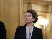 ANDREEA PĂST&Icirc;RNAC, &Icirc;NGRIJORATĂ DE SITUAȚIA &Icirc;NVĂȚĂM&Acirc;NTULUI &Icirc;N LIMBA ROM&Acirc;NĂ &Icirc;N UCRAINA